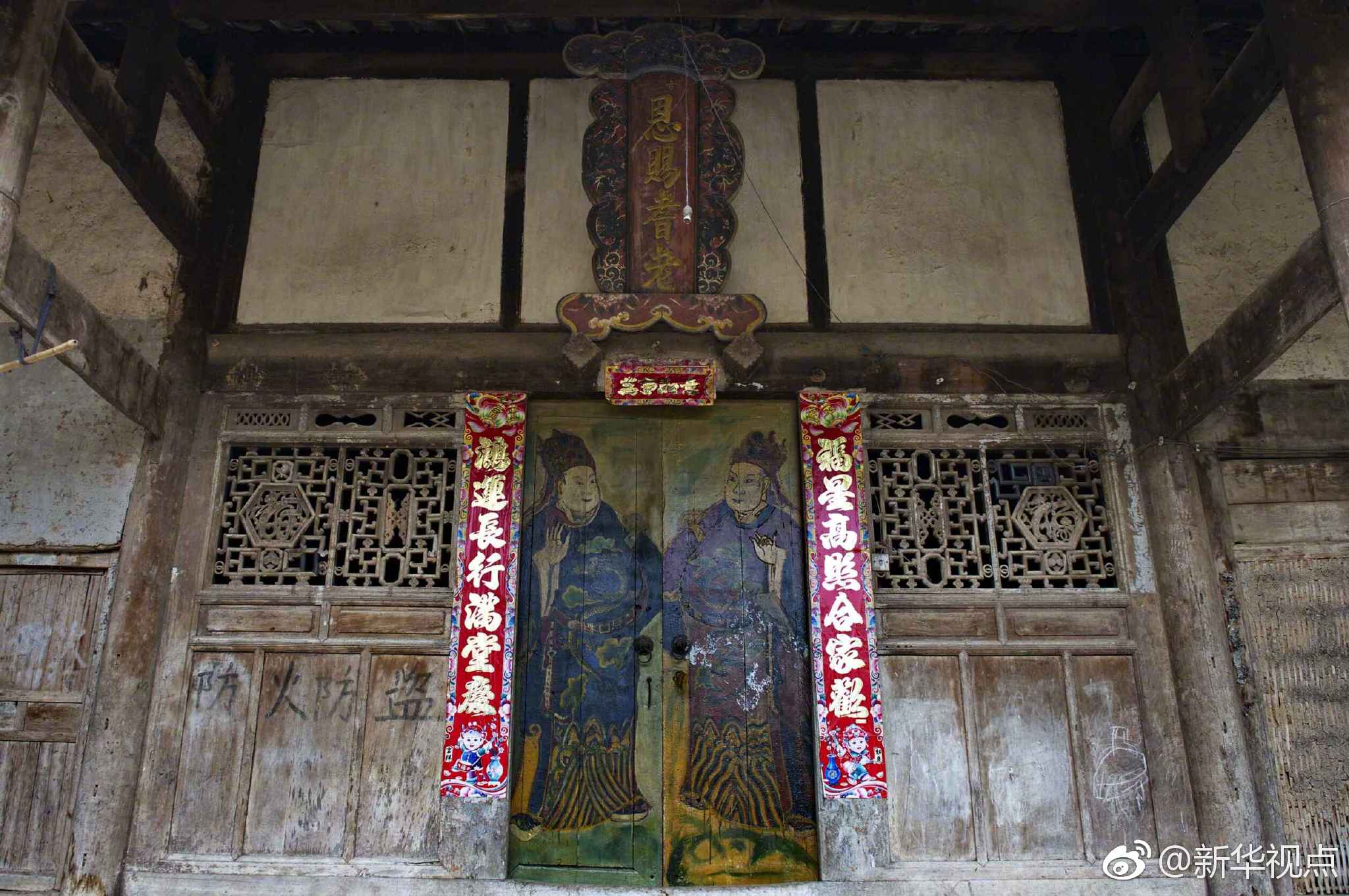 张泉灵