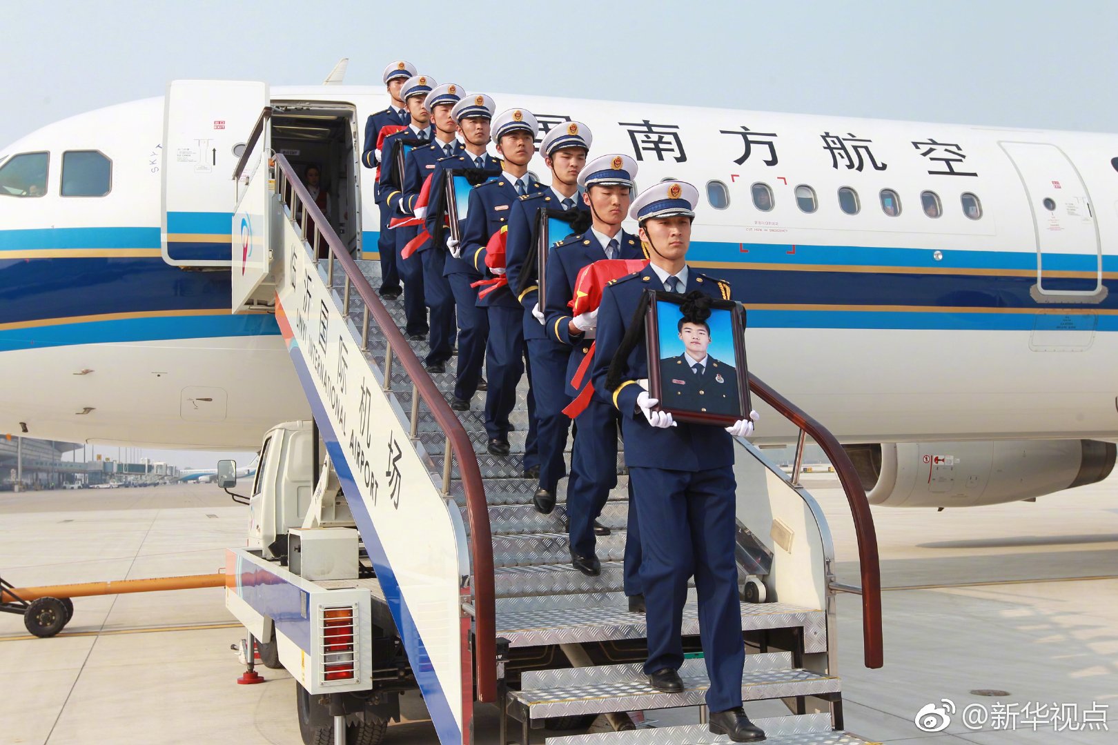 余非
