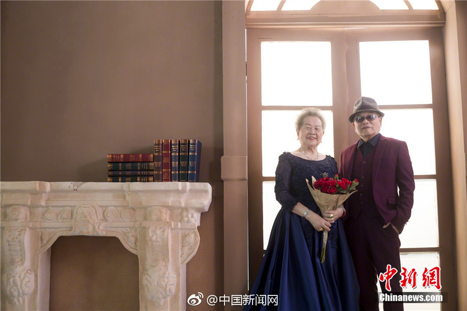 杨照