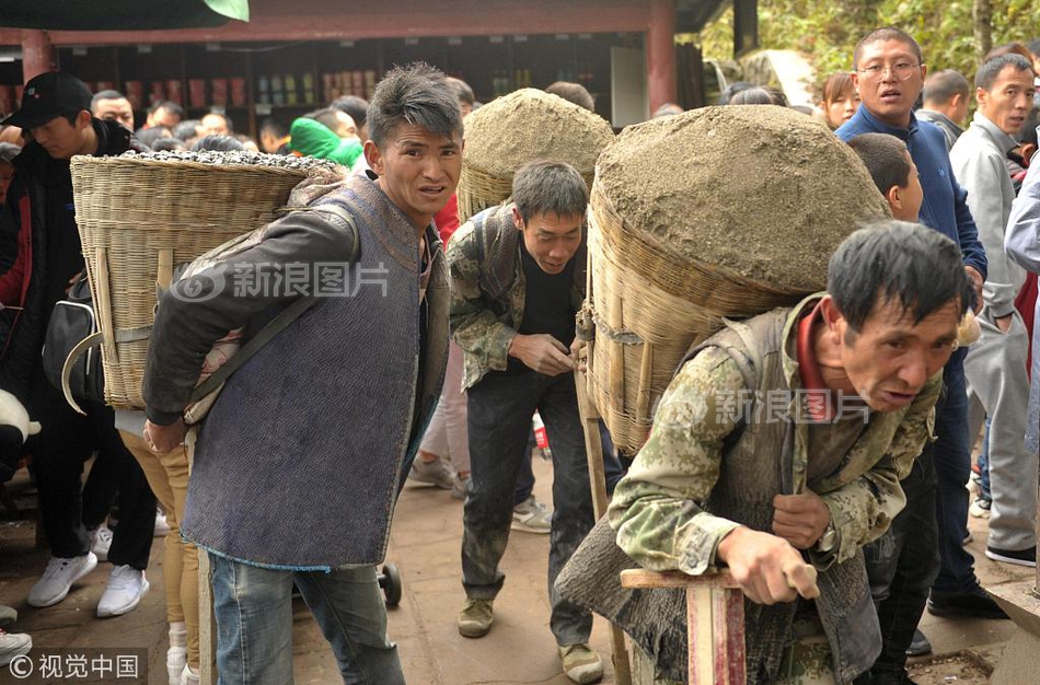 官方：阿维塔07老用户将通过ota升级至华为乾崑ads 4和鸿蒙5