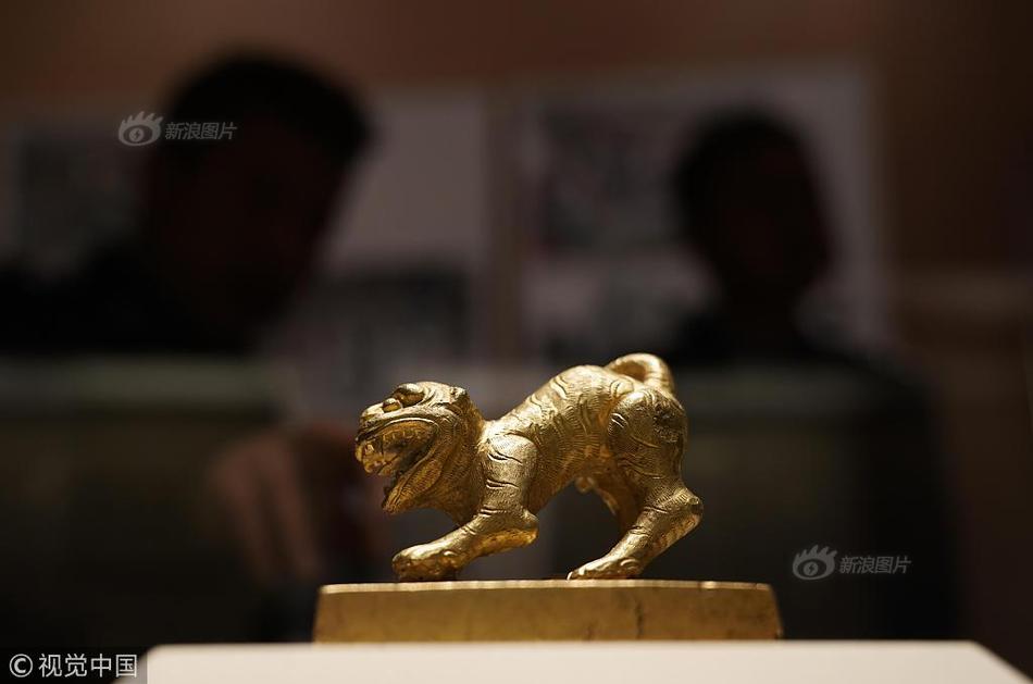 罗昌平