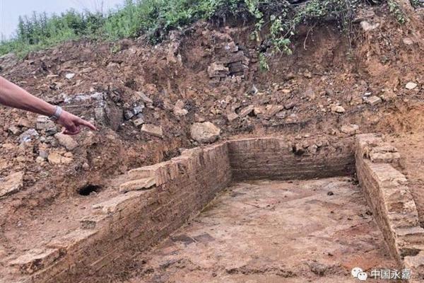 3个涨停后股价跌停，韩建河山斥资10.7亿元收购兴福新材