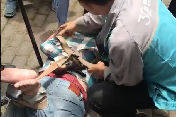 消息称伊拉克境内美国大使馆遭火箭袭击