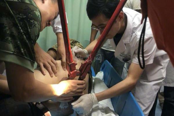 《药屋少女的呢喃》第3季主视觉图和预告片发布