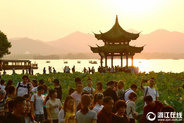 港深联动助力中国品牌出海，蓝色光标成立大湾区业务总部