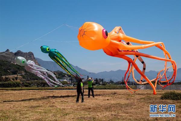 美国消费者借贷创三个月来最大增长 信用卡余额大增