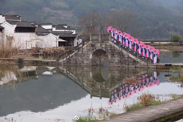李柱铭