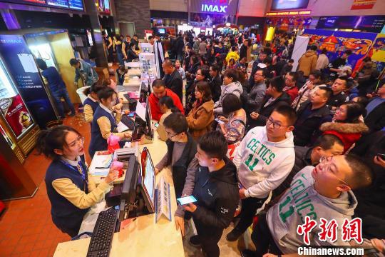 逾2000亿元中期分红待发，银行股能否出现“抢权行情”