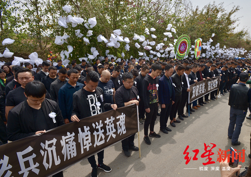 电力板块盘初拉升，上海电力等股触及涨停