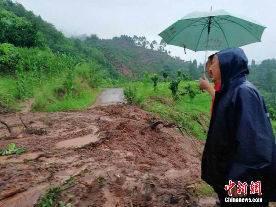 得知获奖时在看小说